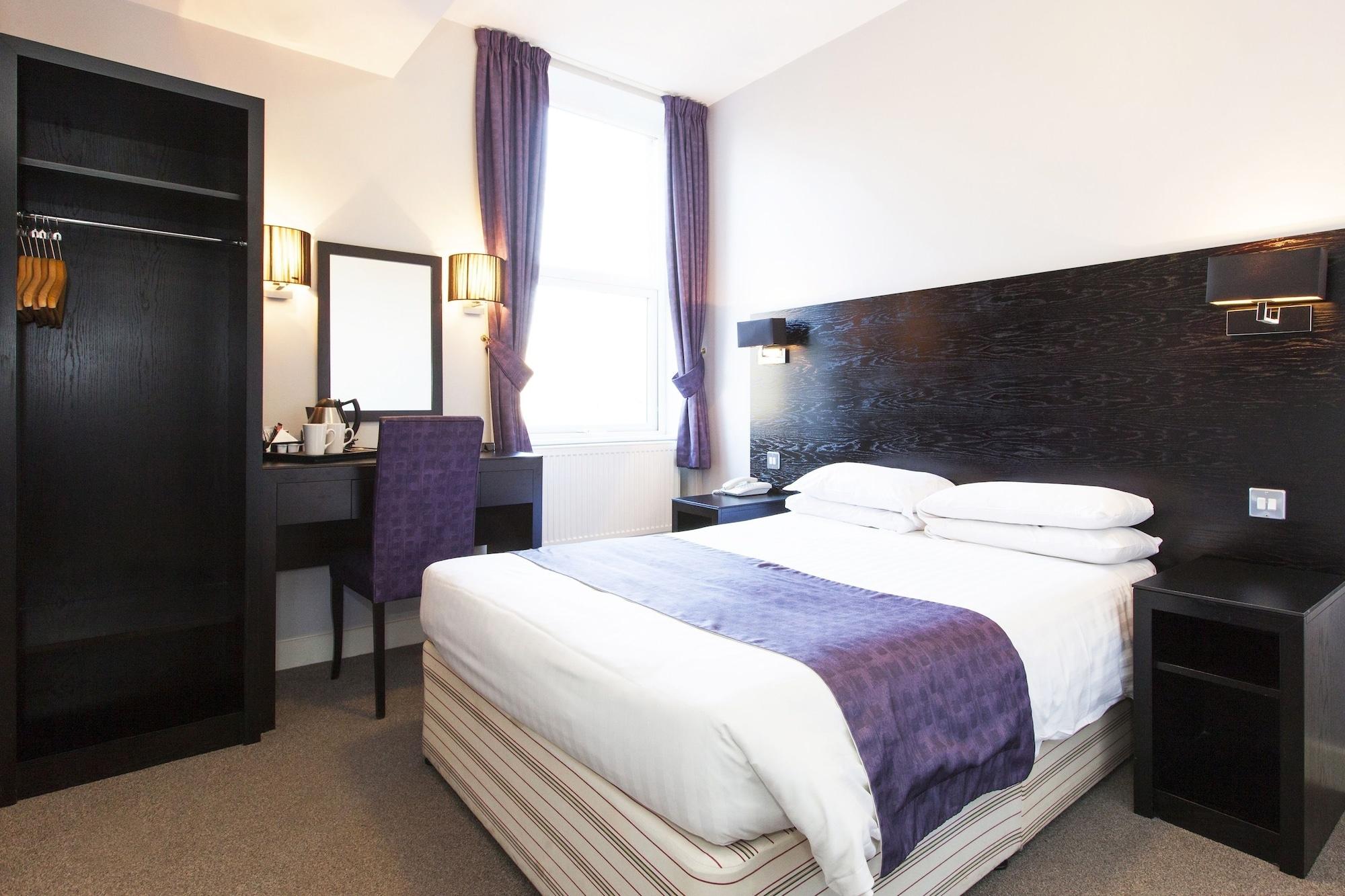 Hotel The Abbey